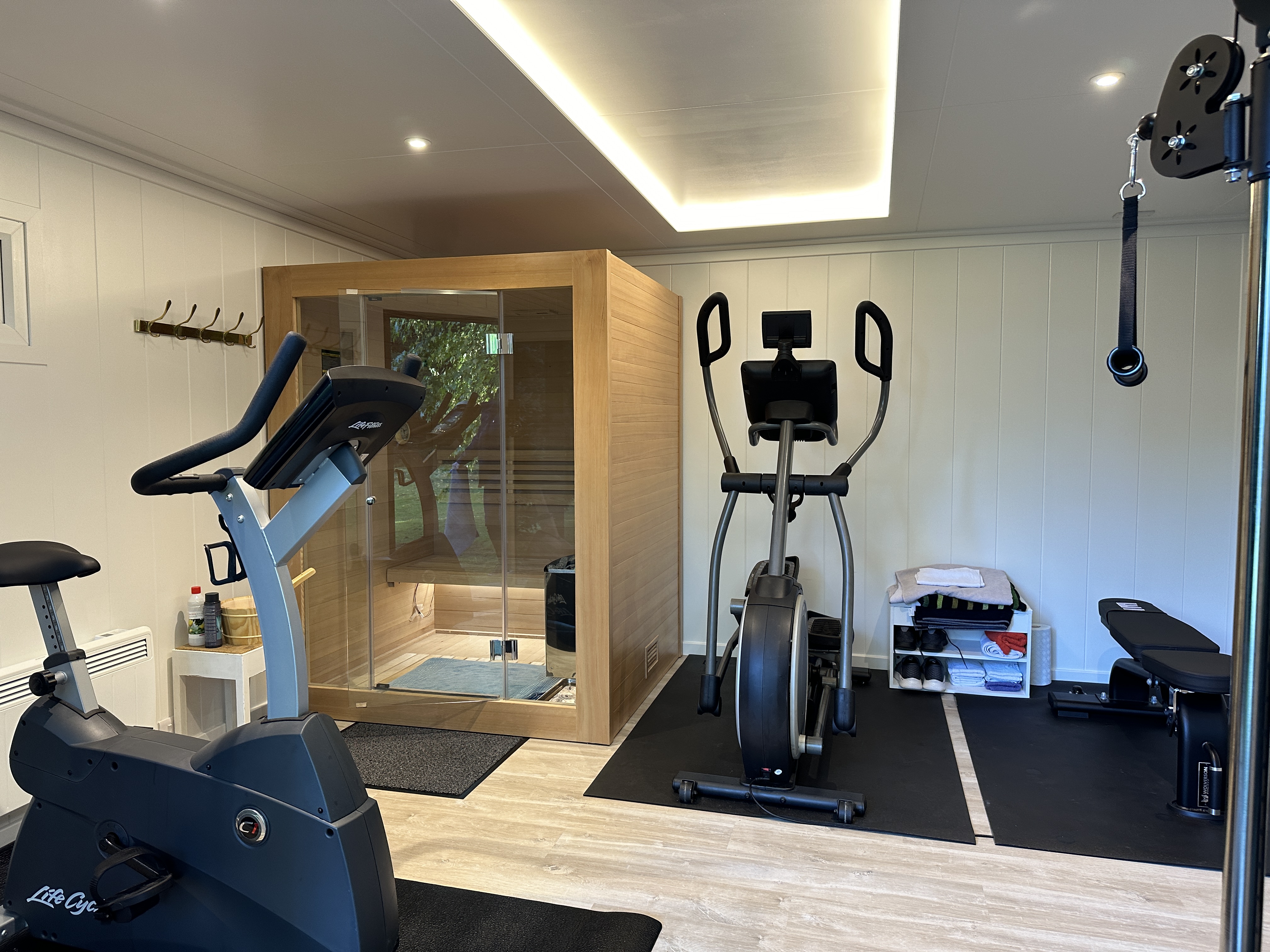 Garden gym with sauna